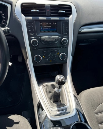 Ford Mondeo cena 42500 przebieg: 180389, rok produkcji 2015 z Warszawa małe 106